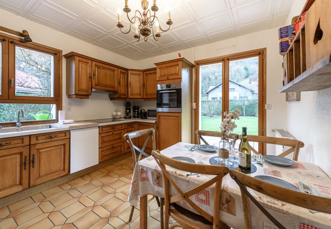 House in Duingt - DUINGT Vignet - Maison de Famille 6pax House in Duingt - DUINGT Vignet - Maison de Famille 6pax