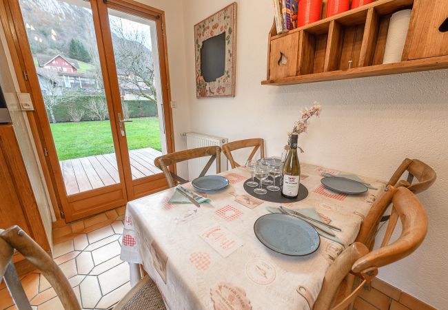 House in Duingt - DUINGT Vignet - Maison de Famille 6pax House in Duingt - DUINGT Vignet - Maison de Famille 6pax