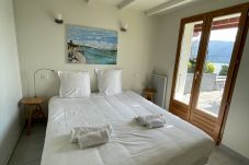 bedroom, luxury, flat, holiday rental, annecy, vacation, lake view, mountain, chalet, standing, hotel, snow, sun