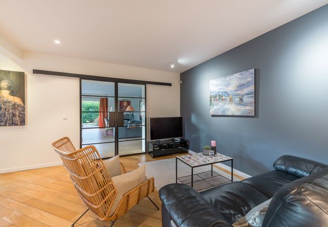 living room - accommodation lake annecy house, luxury, seasonal rental, annecy, vacations, snow, beach, hotel, sun, winter, village, mountains, lake, pool