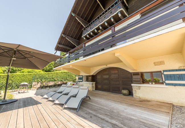 LLA Selections luxury and charming vacation rentals garden, seasonal rental, high-end concierge, vacation, hotel, annecy, summer, sustainable housing, super host,
