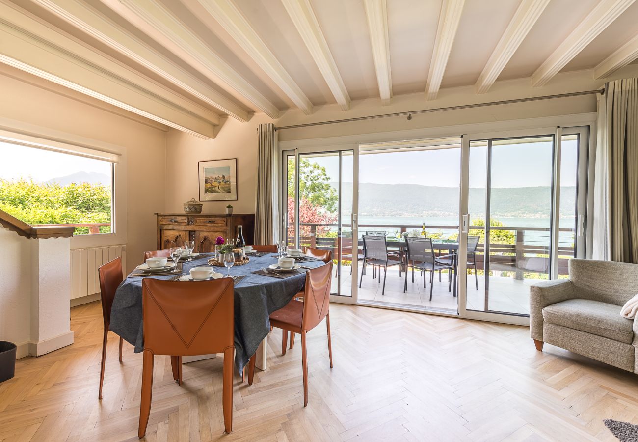 villa rental in Veyrier-du-lac  - Lake Annecy house, luxury, seasonal rental, annecy, holidays, lake access, private pontoon, mountain, hotel, snow, sun, boat