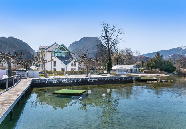 Apartment in Duingt - BAIE DES VOILES - #217 DUPLEX 6 pers. VUE Lac Apartment in Duingt - BAIE DES VOILES - #217 DUPLEX 6 pers. VUE Lac