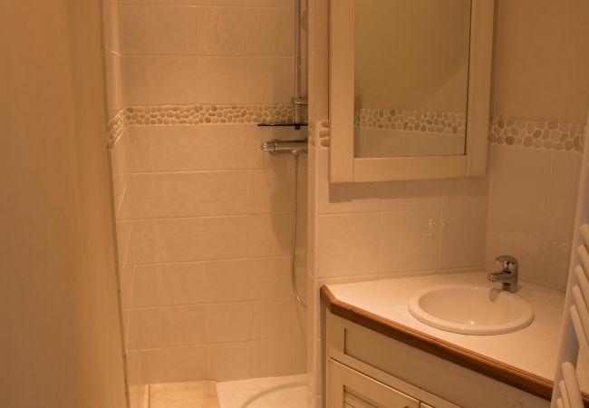 Apartment in Duingt - BAIE DES VOILES - #217 DUPLEX 6 pers. VUE Lac Apartment in Duingt - BAIE DES VOILES - #217 DUPLEX 6 pers. VUE Lac