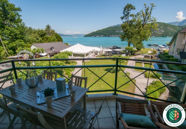 Apartment in Duingt - BAIE DES VOILES - #217 DUPLEX 6 pers. VUE Lac Apartment in Duingt - BAIE DES VOILES - #217 DUPLEX 6 pers. VUE Lac