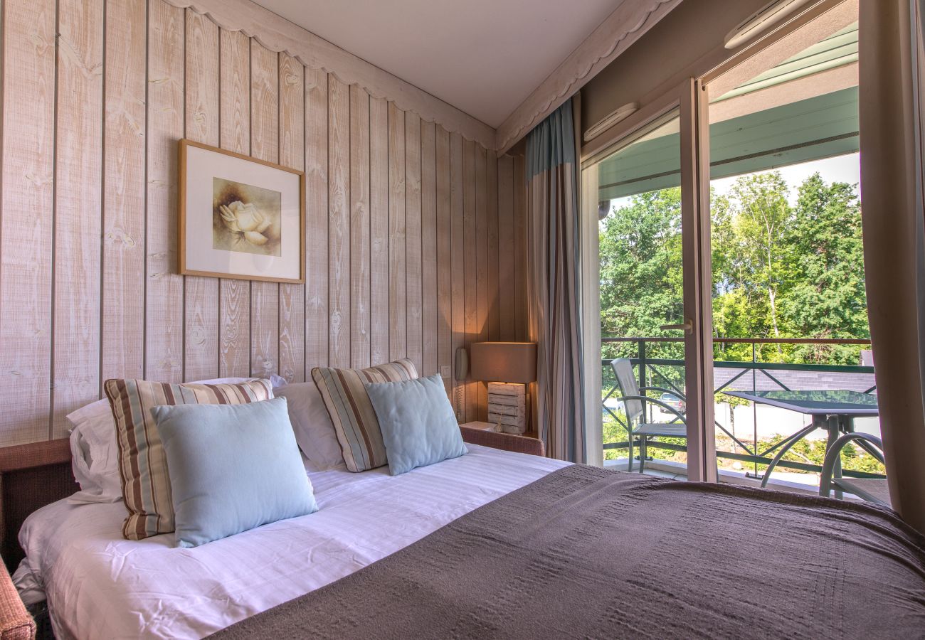Sofa-bed - Holiday rental  bedroom, baie des voiles, holiday rental, location, annecy, lake, mountains, luxury, flat, hotel, sun, snow, vacation