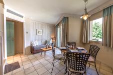 living room, baie des voiles, holiday rental, location, annecy, lake, mountains, luxury, flat, hotel, sun, snow, vacation