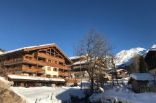 ski, residence, la Clusaz, family holidays, ski-in, ski-out, luxury, 5 stars, rental, spa, swimming pool, cocooning