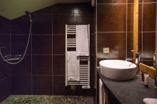 Apartment in La Clusaz - LCZ - Charmant T6 coeur village piscine spa, 4*