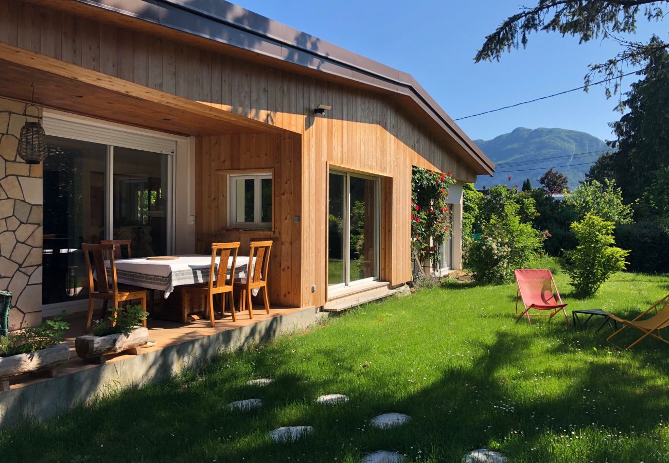 Villa in Sévrier - LES GRANDS PRÉS