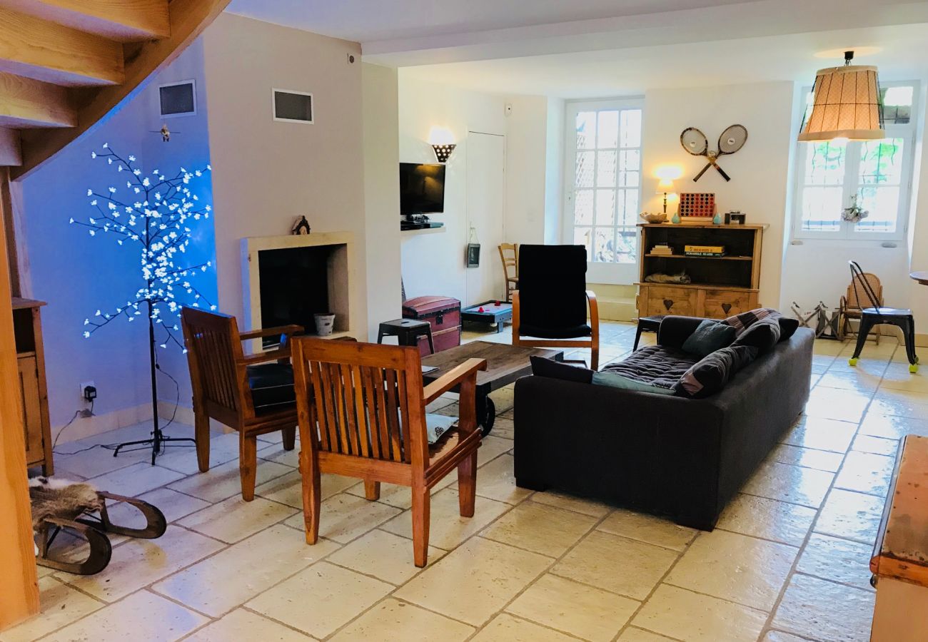 House in Menthon-Saint-Bernard - VCDA R House in Menthon-Saint-Bernard - VCDA R