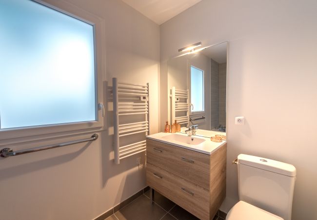 hotels lake annecy house, family, luxury, seasonal rental, high-end concierge, holidays, snow, hotel, sun, summer, lake, annecy