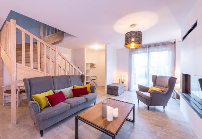 places to stay in annecy france house, family, luxury, seasonal rental, high-end concierge, holidays, snow, hotel, sun, summer, lake, annecy