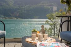 Terrace of a 3-bedroom apartment for rent in Annecy Lake