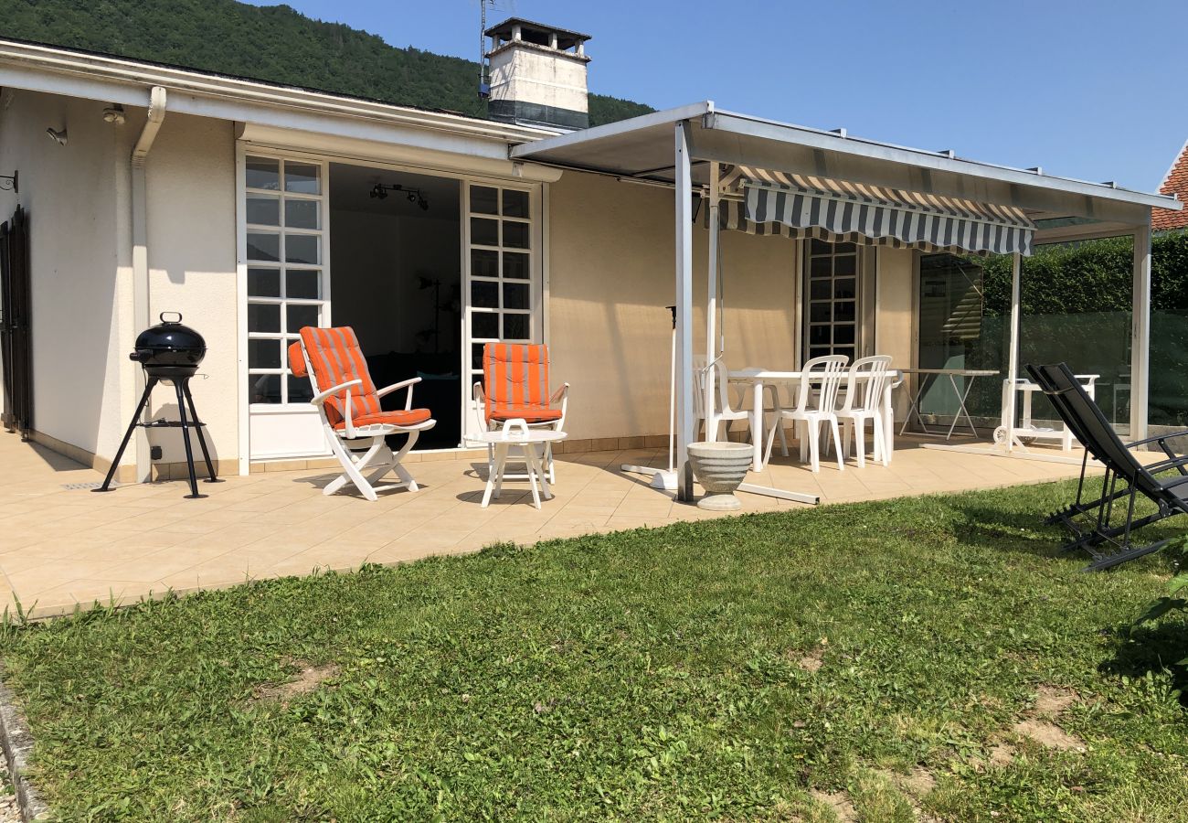 House in Sévrier - LA MAISON DE LA PLAGE House in Sévrier - LA MAISON DE LA PLAGE
