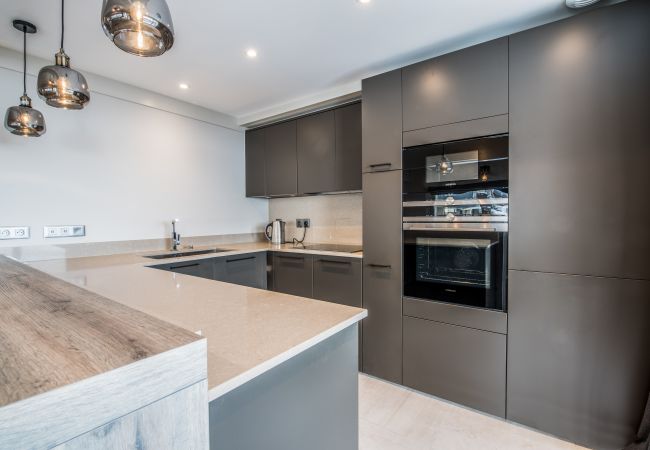 Chalet in Courchevel - Winter Courchevel // Chalet coeur village SKINOUT Chalet in Courchevel - Winter Courchevel // Chalet coeur village SKINOUT