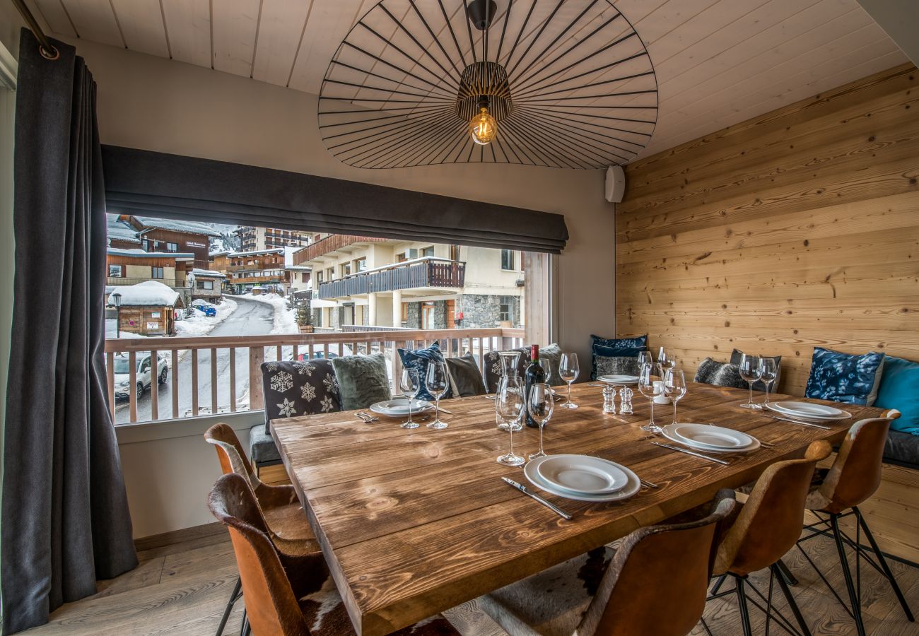 Chalet in Courchevel - Winter Courchevel // Chalet coeur village SKINOUT Chalet in Courchevel - Winter Courchevel // Chalet coeur village SKINOUT