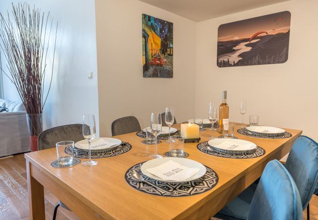 Apartment in Duingt - LES LIBELLULES - Rez de lac, accès direct privatif Apartment in Duingt - LES LIBELLULES - Rez de lac, accès direct privatif