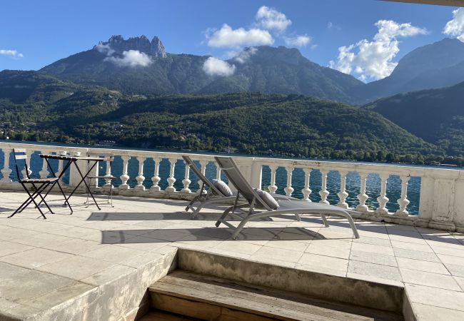 Apartment in Duingt - LES LIBELLULES - Rez de lac, accès direct privatif Apartment in Duingt - LES LIBELLULES - Rez de lac, accès direct privatif