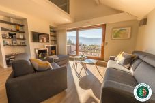 living room, apartment, luxury, seasonal rental, annecy, vacations, lake view, mountain, hotel, snow, sun, beach, family
