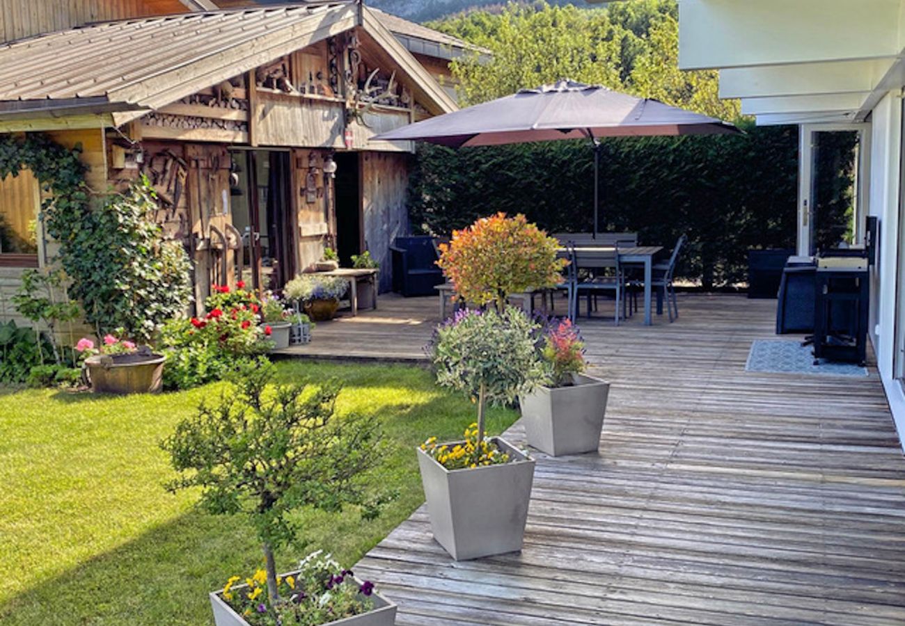 House in Doussard - BREDANNAZ - Lumineuse Maison Vue Lac, 8p House in Doussard - BREDANNAZ - Lumineuse Maison Vue Lac, 8p