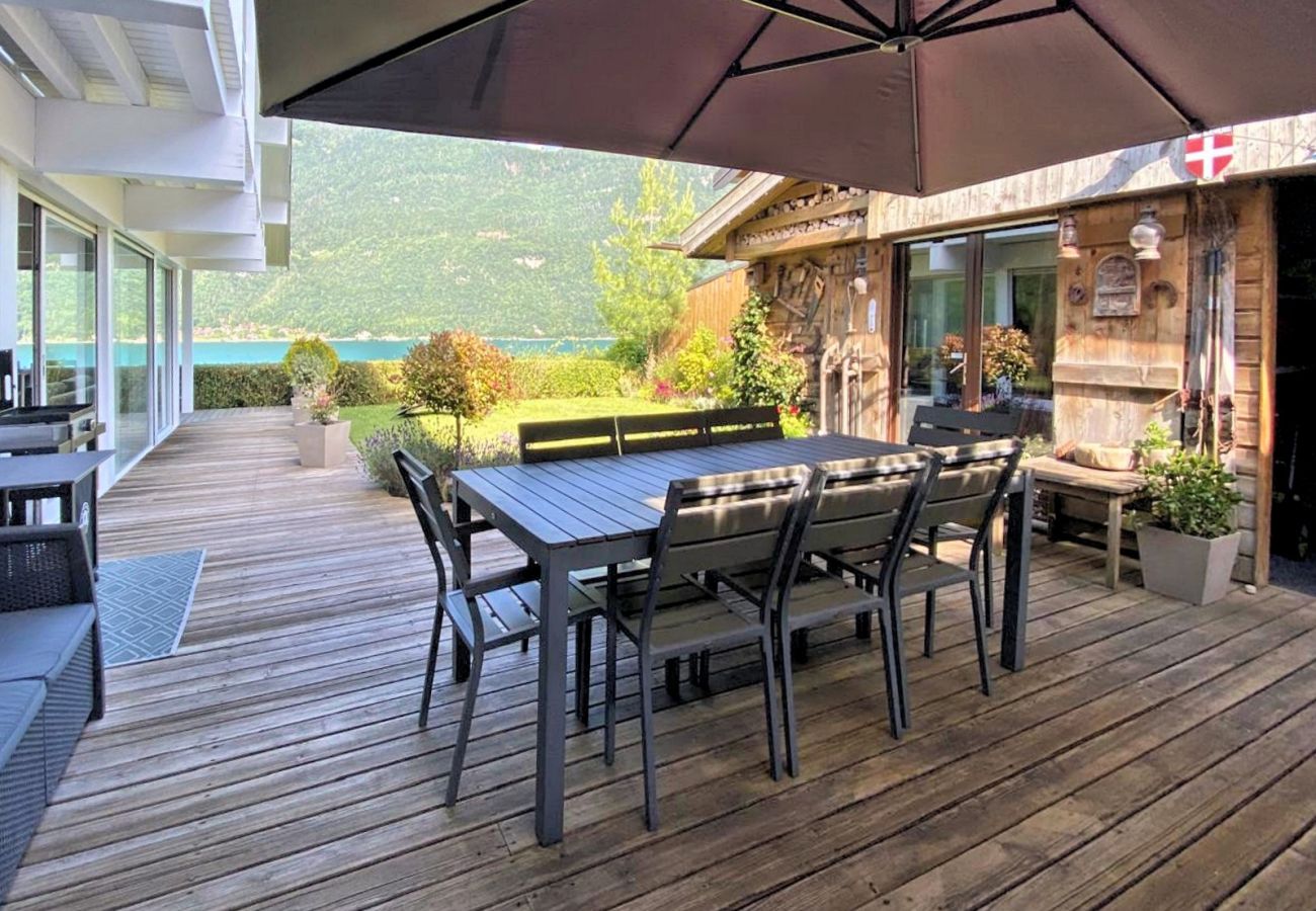 House in Doussard - BREDANNAZ - Lumineuse Maison Vue Lac, 8p House in Doussard - BREDANNAZ - Lumineuse Maison Vue Lac, 8p