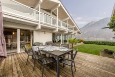 terrace, villa, standing, holiday rental, location, annecy, lake, mountains, luxury, house, hotel, sun, snow, vacation