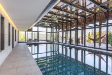 villa, luxury, seasonal rental, annecy, holidays, snow, pool, hotel, snow, sun, winter, jacuzzi, house, lake view, mountains 