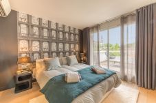 bedroom, holiday rental, location, annecy, lake view, mountains view, luxury, flat, villa, hotel, sun, snow, vacation