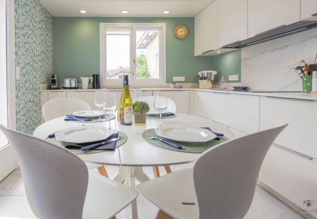 house with swimming pool for seasonal rental  home, pool, Annecy le Vieux, amenities, rental, vacation, families, friends, airbnb, booking, superhost