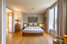 Arcalod room, double bed, rental house, summer, hotel, super host, airbnb, booking, sustainable housing,, Sustonica 