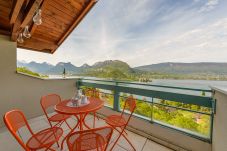 private pool, free access, annecy, talloires, seasonal rental, high-end concierge, vacations, 