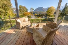 Vacations, furnished rental, tourism, airbnb, luxury home, lake view, lake proximity, LLA Selections, booking