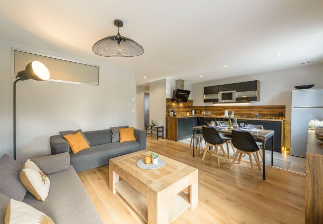 Casino Imperial Annecy / Restaurant le Riva / Games room Book your accommodation for the International Animation Festival - locationlacannecy