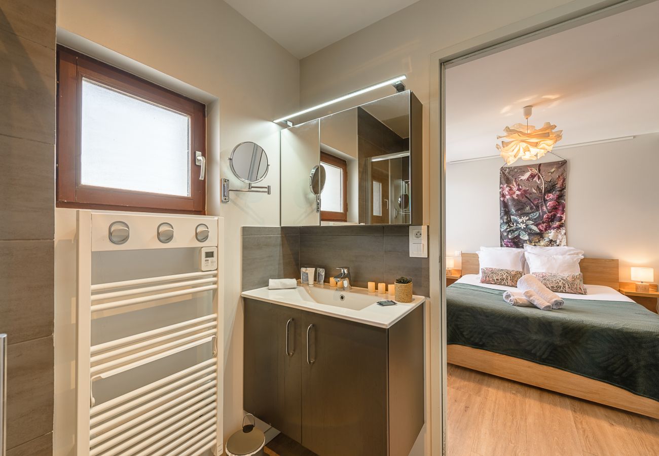 Tailor-made holidays with LLA selections Lake Annecy hotel to discover - Imperial Palace