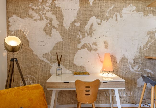 Luxury apartment - Promenade Louis Lachenal Annecy  Apartment for digital Nomad in Annecy center, Haute-Savoie