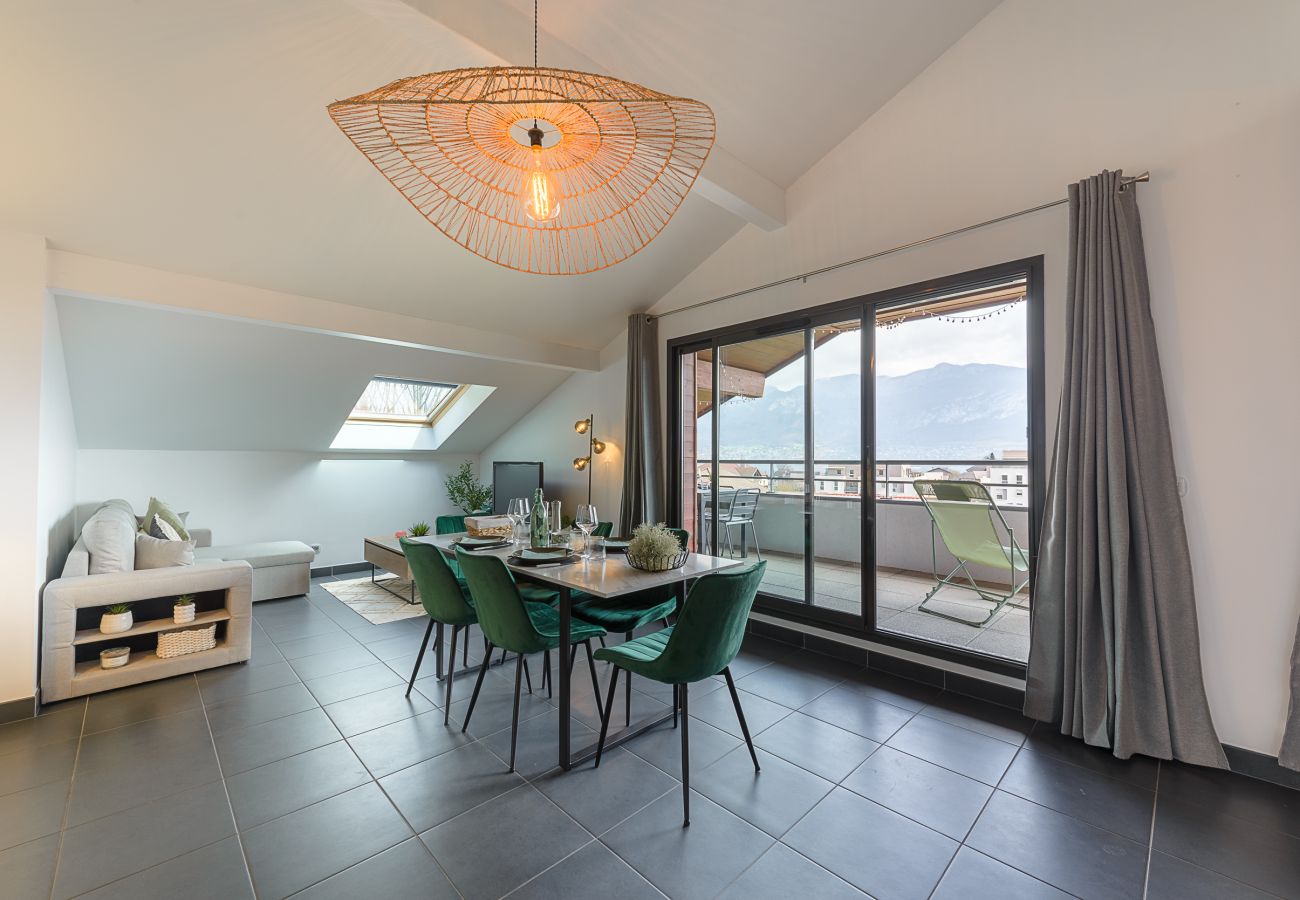 Apartment in Sévrier - SEVRIER - Ma Cachette Lacustre Vue lac Apartment in Sévrier - SEVRIER - Ma Cachette Lacustre Vue lac