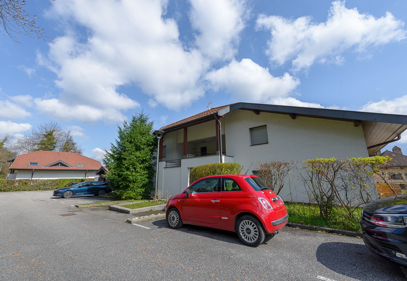 Rental centre with car park Exclusive flat for rent with modern decor in Sevrier