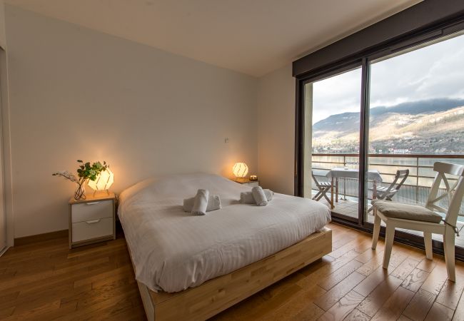 Appartement à Duingt - LES LIBELLULES - Pieds dans l'eau Appartement à Duingt - LES LIBELLULES - Pieds dans l'eau