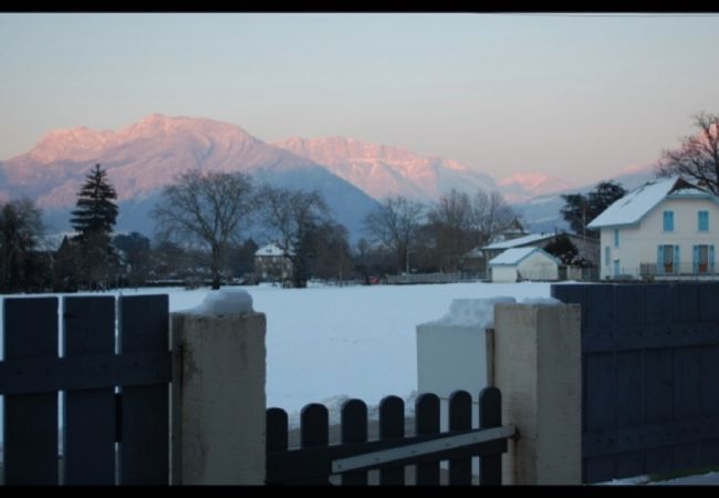 Maison à Saint-Jorioz - A la Chapelle, Maison rénovée avec VUE montagnes. Maison à Saint-Jorioz - A la Chapelle, Maison rénovée avec VUE montagnes.