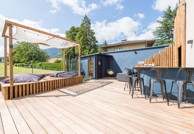 terrasse, cocooning, location saisonnière, vacances, saint-jorioz, lac, montagne, luxe, maison, hôtel, neige, soleil