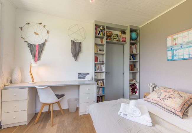 Chambre - Location saisonnière  chambre double, cocooning, location saisonnière, vacances, saint-jorioz, lac, montagne, luxe, maison, hôtel, neige, soleil