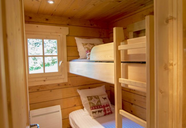 Chambre - Location saisonnière  chambre, chalet, location saisonnière, annecy, vacances, lac, montagne, luxe, maison, hôtel, neige, soleil