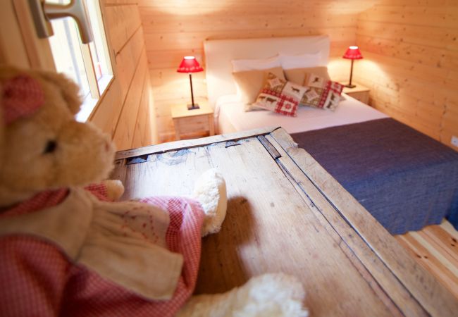 Chambre - Location saisonnière  chambre, chalet, location saisonnière, annecy, vacances, lac, montagne, luxe, maison, hôtel, neige, soleil