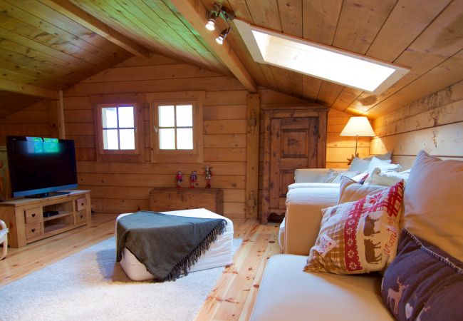 Salon - Location saisonnière  salon, chalet, location saisonnière, annecy, vacances, lac, montagne, luxe, maison, hôtel, neige, soleil