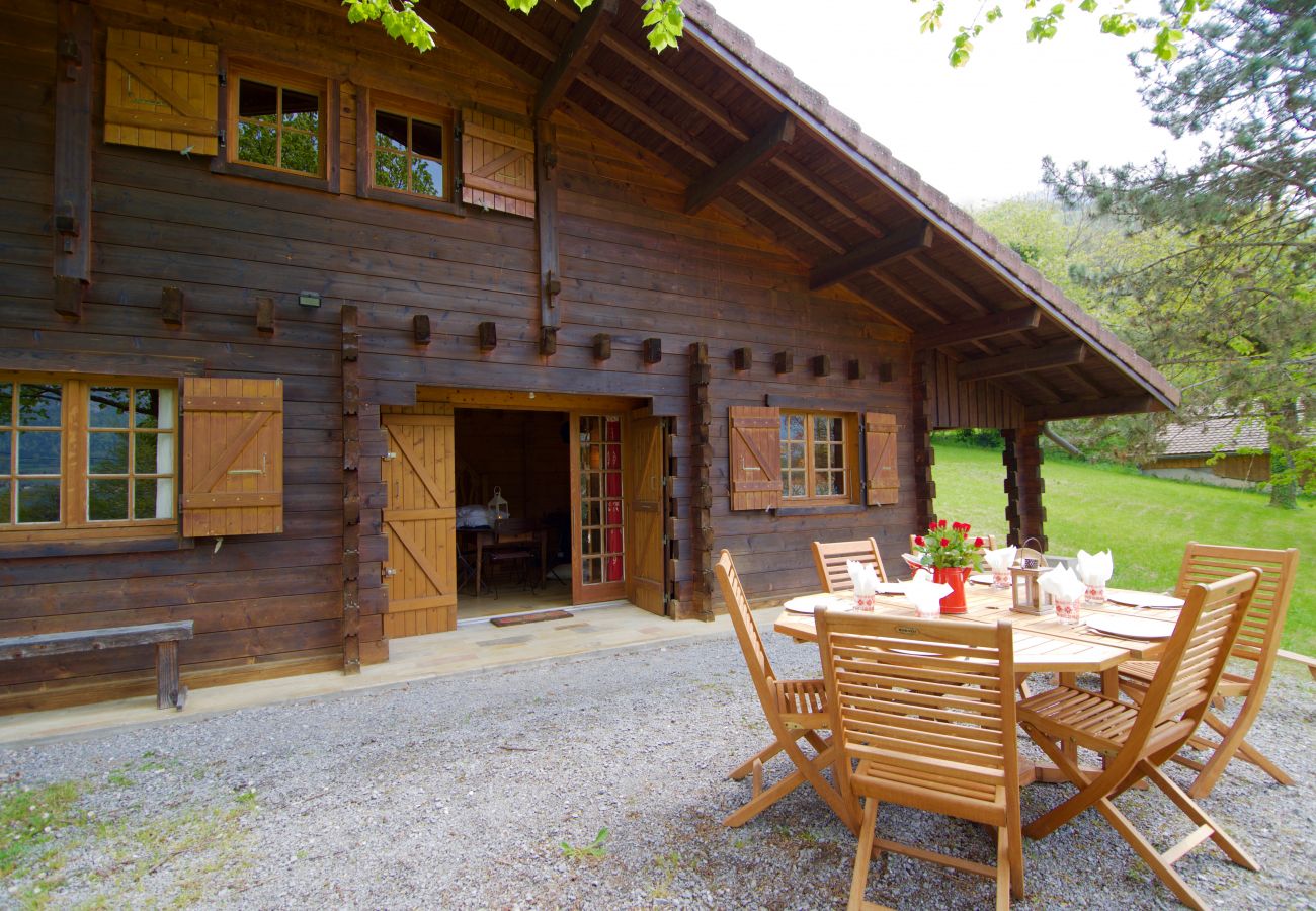 Terrasse - Location saisonnière  terrasse, chalet, location saisonnière, annecy, vacances, lac, montagne, luxe, maison, hôtel, neige, soleil