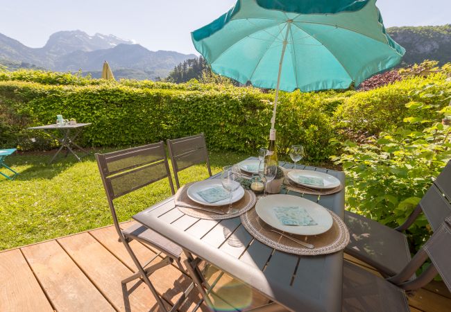 Appartement à Duingt - BAIE DES VOILES - #2 rez de jardin, 1ch. acces lac Appartement à Duingt - BAIE DES VOILES - #2 rez de jardin, 1ch. acces lac
