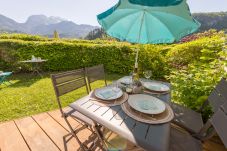 table à manger, extérieur, balcon, location saisonnière, vacances, 4 personnes, luxe 