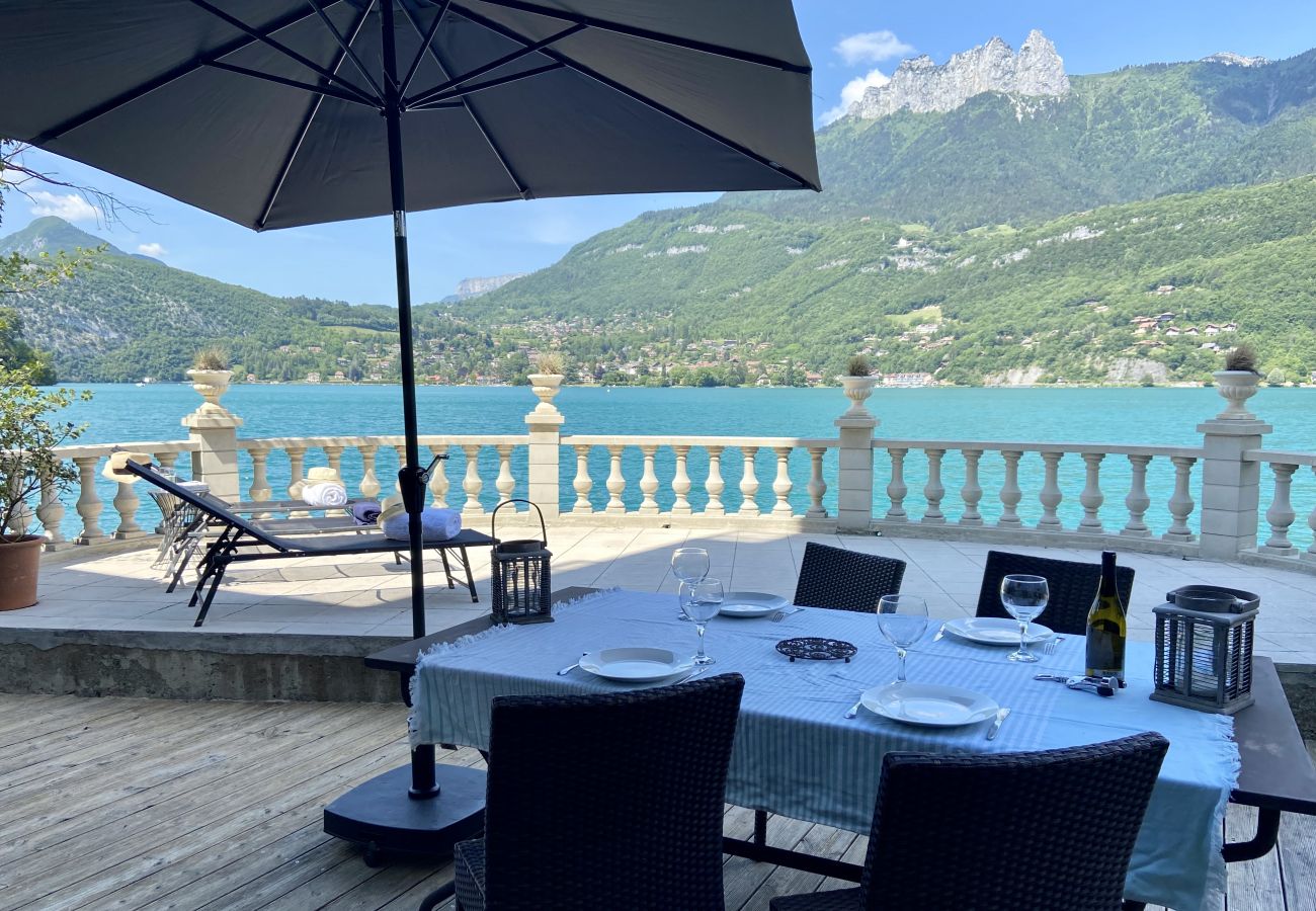 Appartement à Duingt - LES LIBELLULES - UNIQUE : Accès direct au Lac ! Appartement à Duingt - LES LIBELLULES - UNIQUE : Accès direct au Lac !