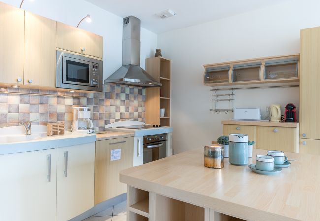 Cuisine équipée - Location saisonnière  cuisine équipée, location saisonnière, annecy, vacances, lac, montagne, luxe, maison, villa, hôtel, neige, soleil